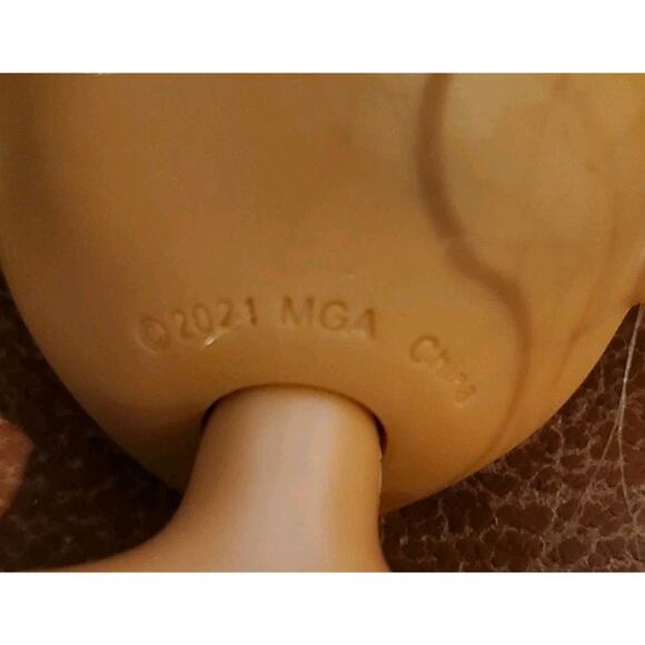 9 In 2021 MGA Rainbow Jr High Sunny Madison Fashion Doll No Clothes Replacement - Picture 4 of 11